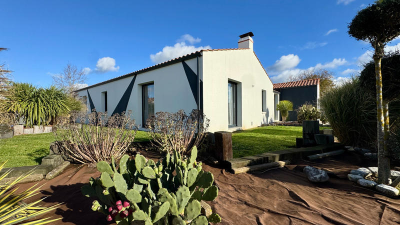 Maison - 165 m² - 6 pièces