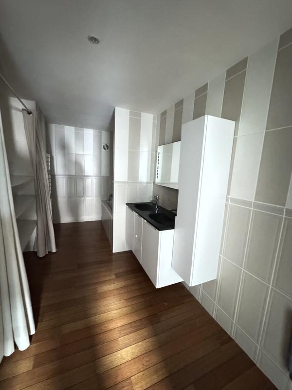 Appartement - 101 m² - 4 pièces