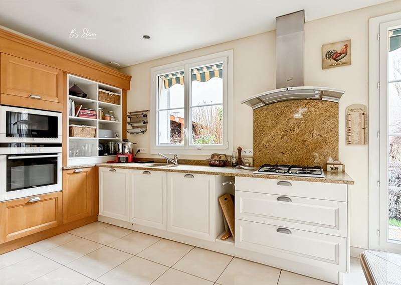 Villa - 189 m² - 7 pièces