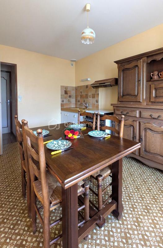 Maison - 128 m² - 7 pièces