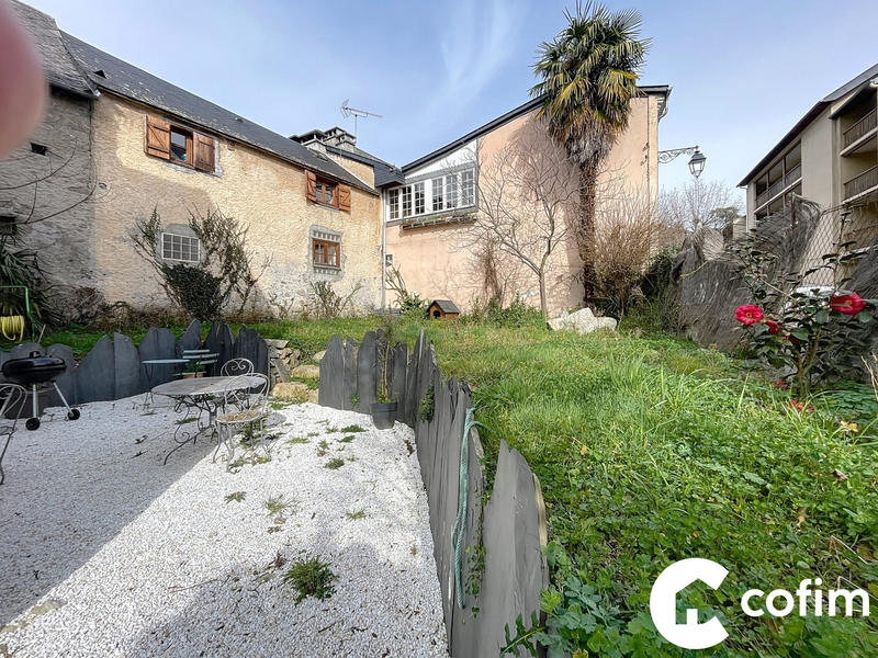 Maison ancienne - 165 m² - 7 pièces