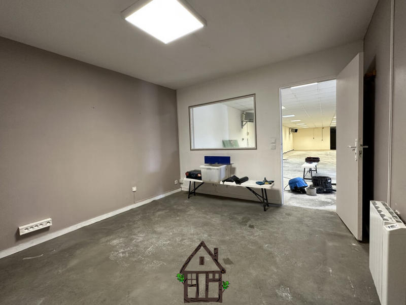 Local commercial - 230 m²