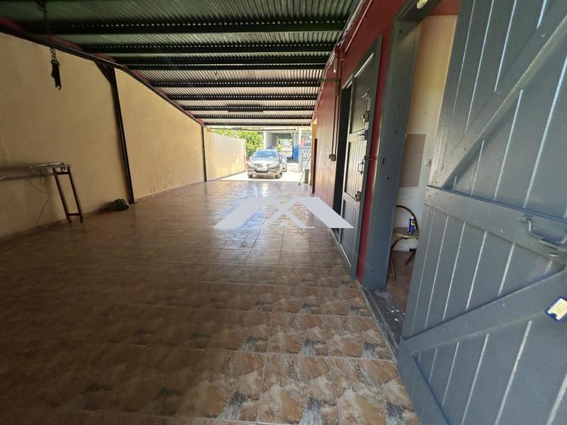 Maison - 75 m² - 5 pièces