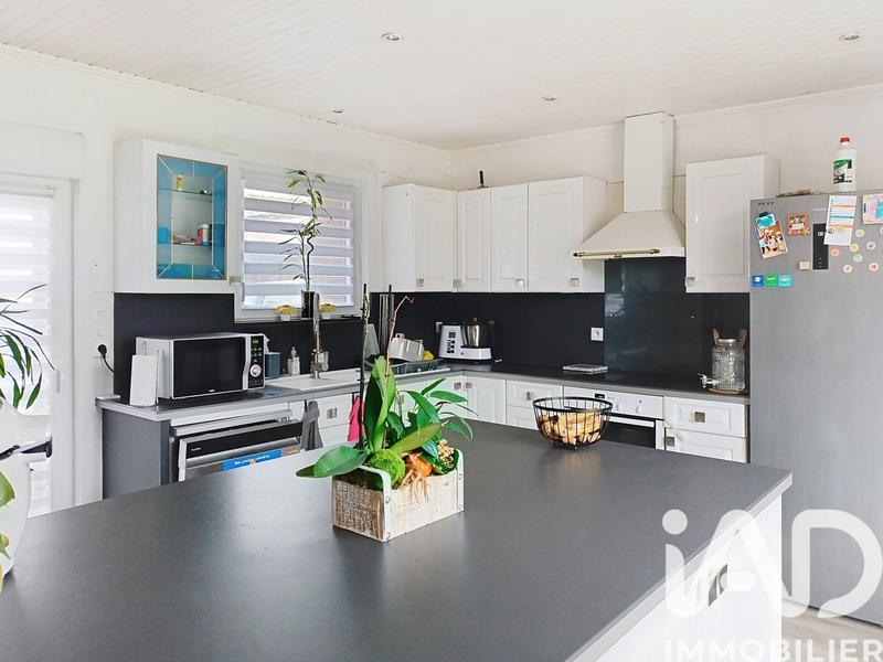 Maison - 217 m² - 6 pièces