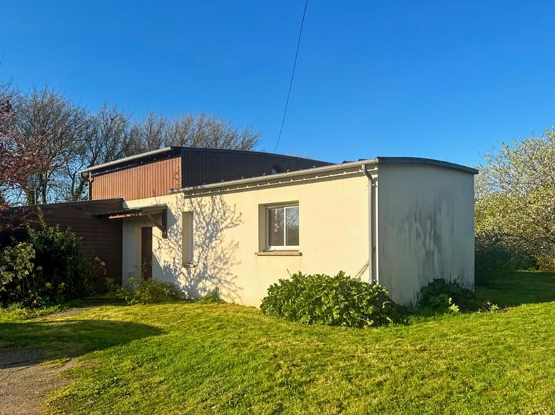 Maison - 99 m² - 6 pièces