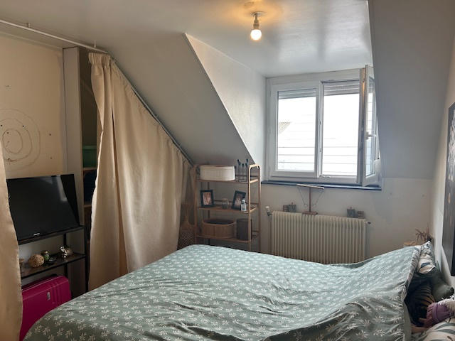 Maison - 80 m² - 7 pièces