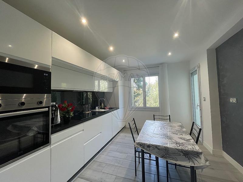 Maison - 148 m² - 7 pièces