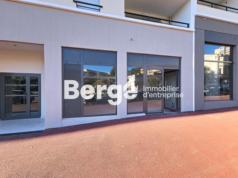 Local commercial - 42 m²