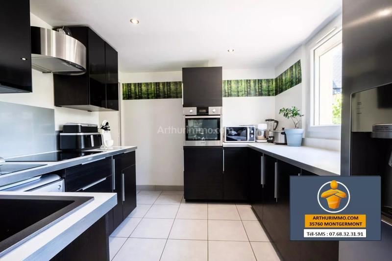 Maison - 137 m² - 7 pièces