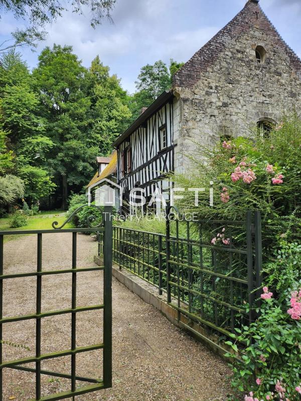 Maison - 248 m² - 9 pièces