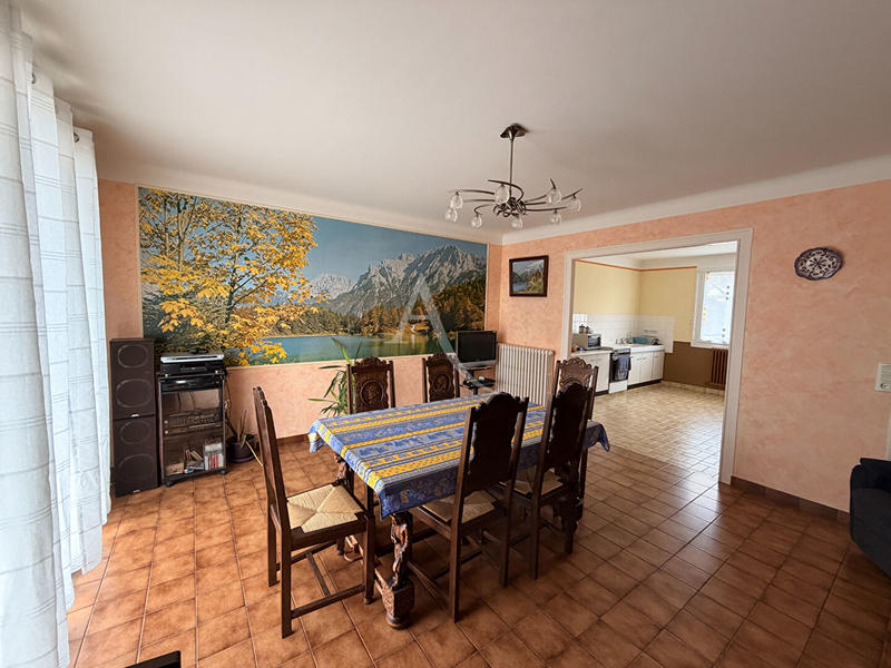 Maison - 133 m² - 7 pièces