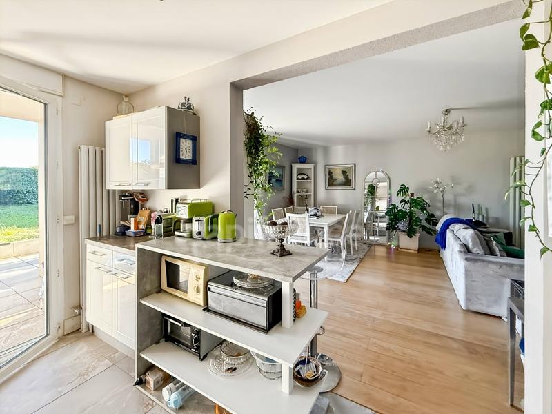 Appartement - 91 m² - 3 pièces