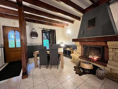 Maison - 155 m² - 7 pièces