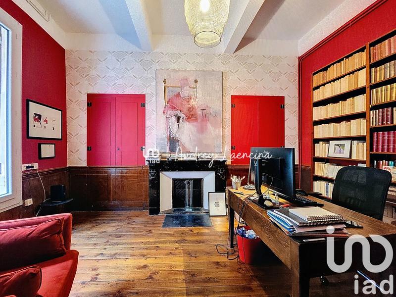 Maison - 391 m² - 12 pièces