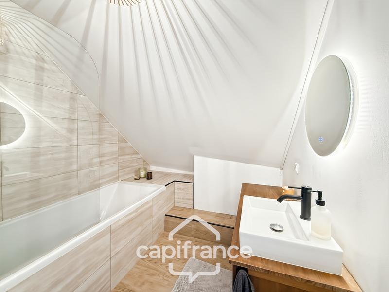 Maison - 130 m² - 6 pièces