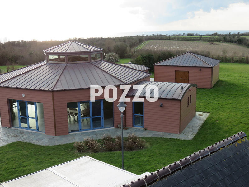 Maison - 394 m² - 16 pièces