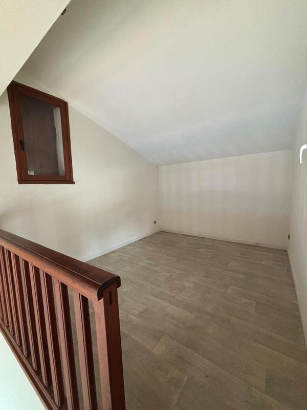 Maison - 103 m² - 4 pièces