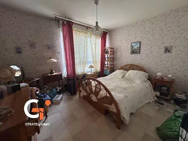 Appartement - 82 m² - 4 pièces