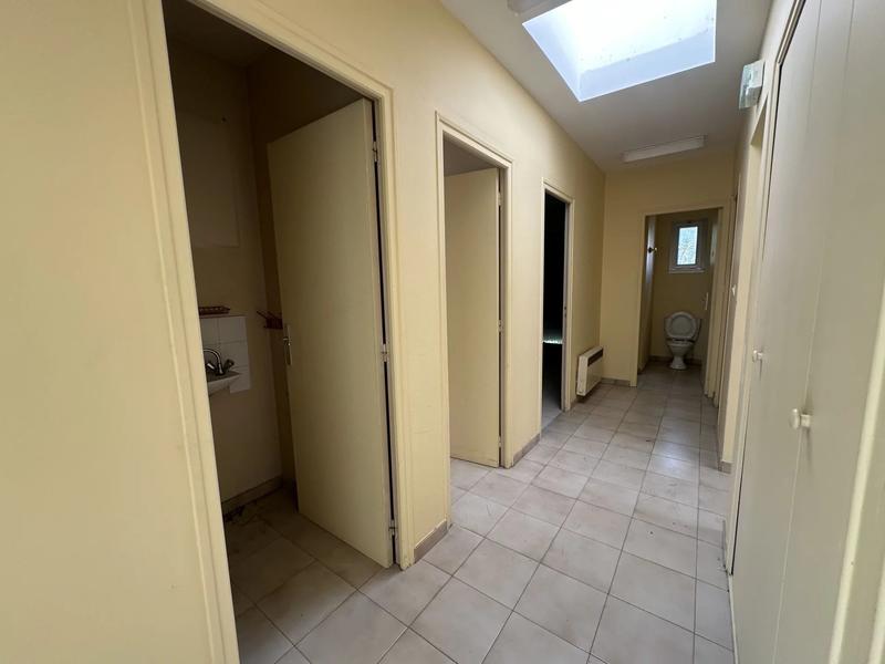 Appartement - 102 m² - 5 pièces