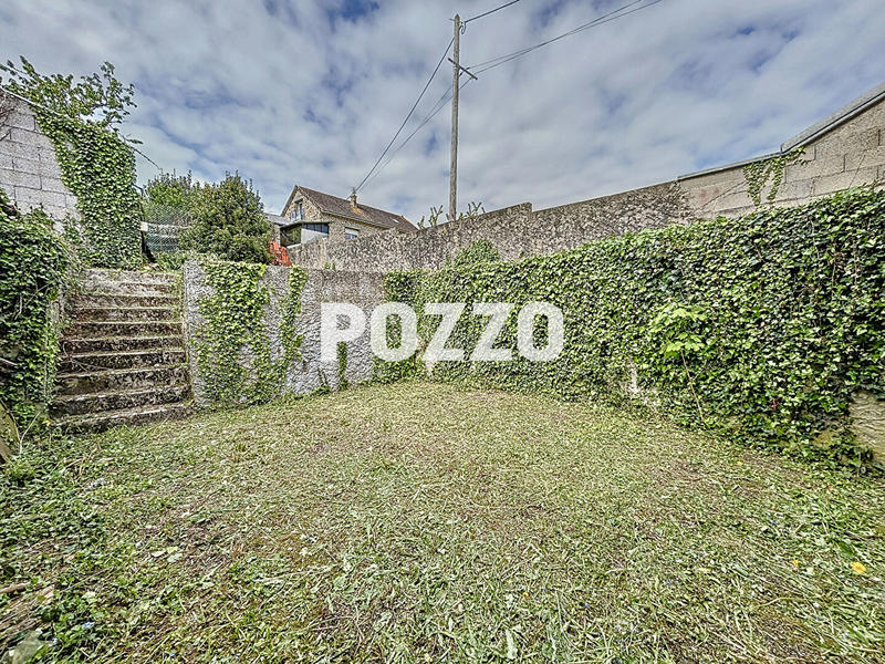 Maison - 195 m² - 8 pièces