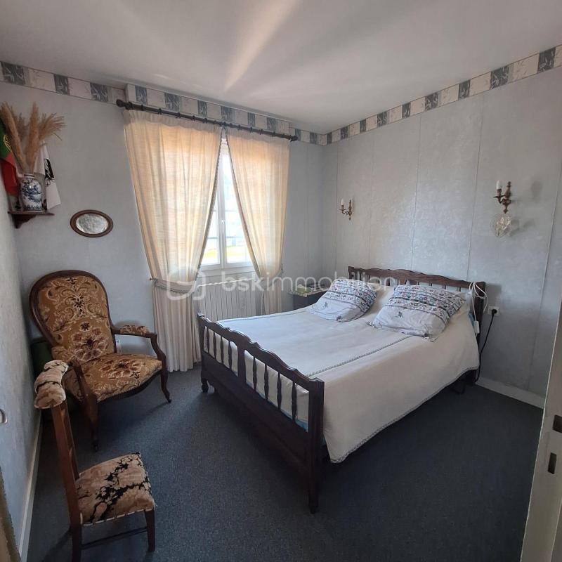 Pavillon - 121 m² - 7 pièces