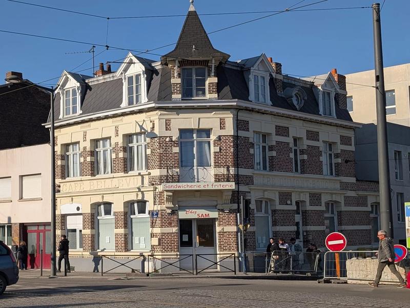 Immeuble - 230 m² - 8 pièces