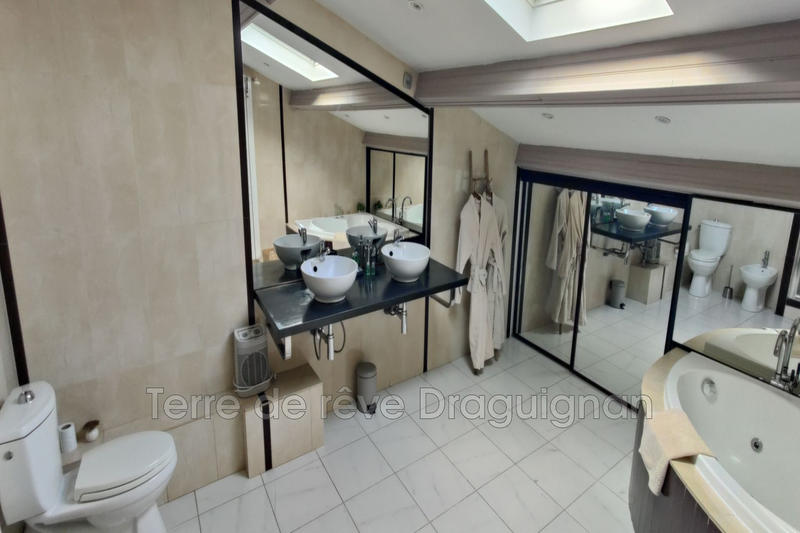 Maison chambre d'hôtes - 330 m² - 11 pièces