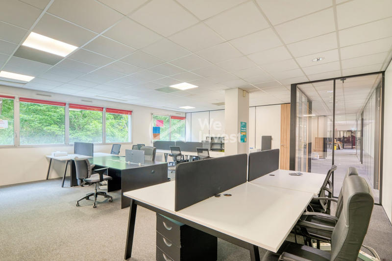 Bureau - 600 m²
