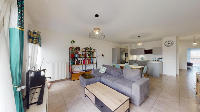 Appartement - 82 m² - 4 pièces