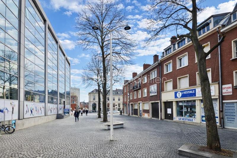 Loft - 88 m² - 3 pièces