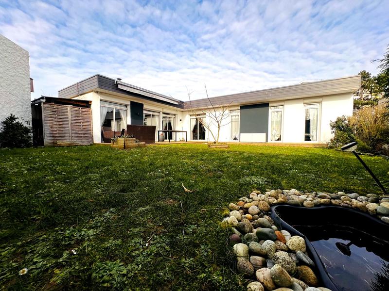 Maison - 110 m² - 6 pièces