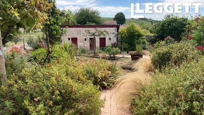 Propriété - 385 m² - 11 pièces