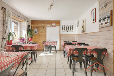 Local d'activités - 263 m²