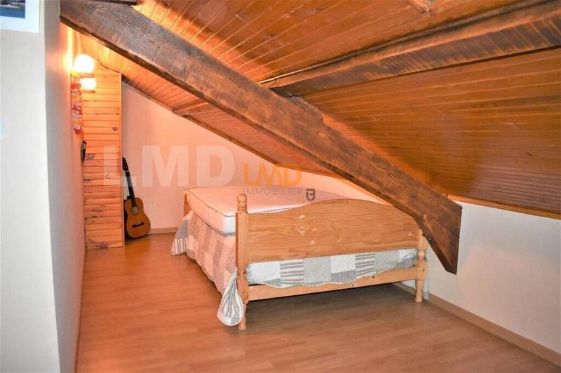 Maison - 105 m² - 10 pièces