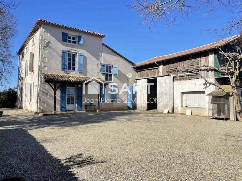 Maison - 210 m² - 5 pièces