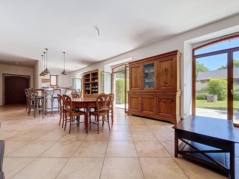 Maison ancienne - 210 m² - 8 pièces