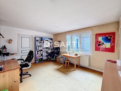 Maison de ville - 226 m² - 10 pièces