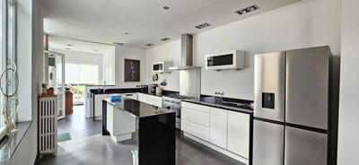 Maison - 164 m² - 5 pièces