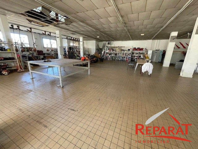 Local commercial - 390 m²