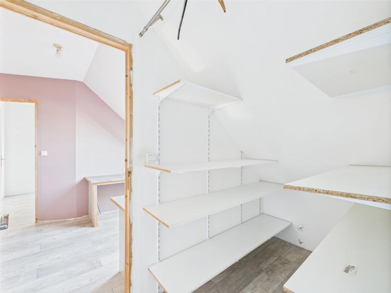 Maison - 186 m² - 6 pièces