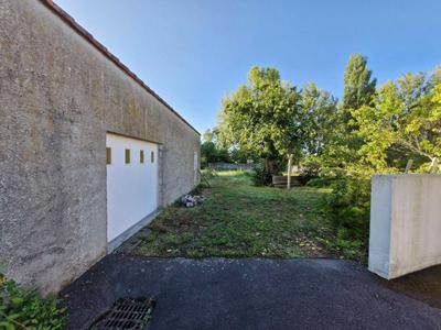 Terrain constructible - 850 m²