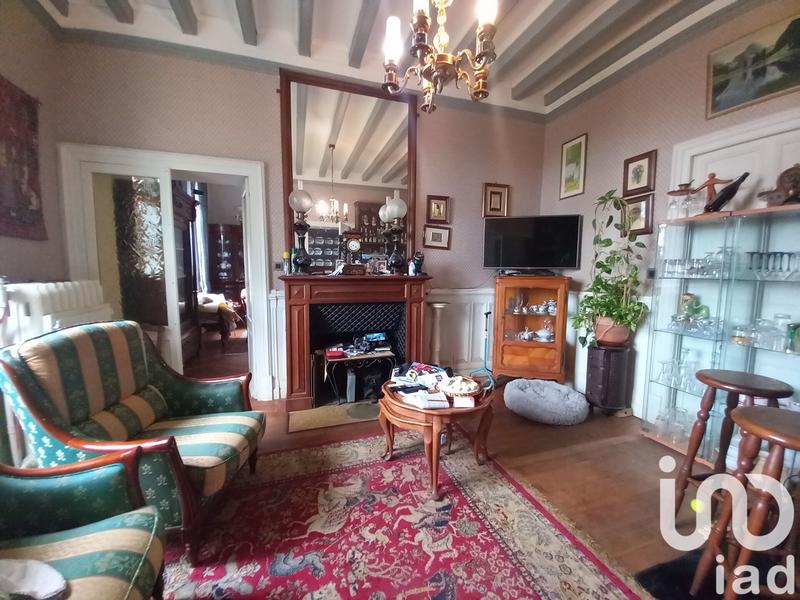 Maison - 300 m² - 12 pièces