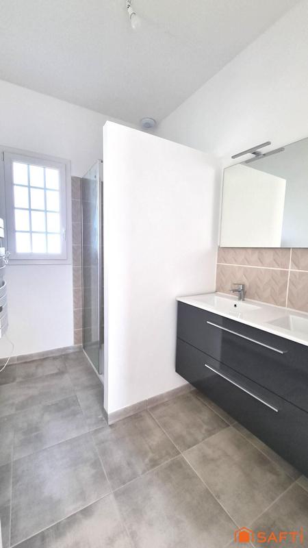 Maison - 160 m² - 8 pièces