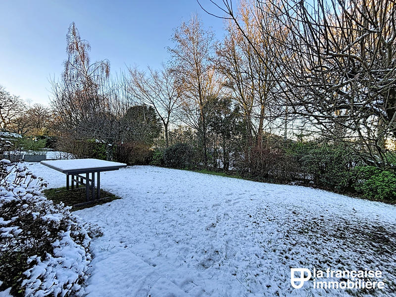 Maison - 161 m² - 8 pièces