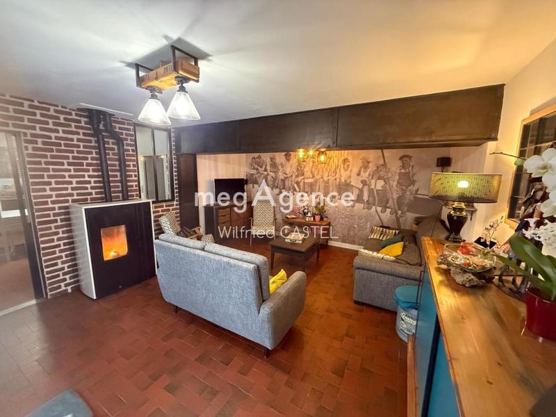 Maison - 135 m² - 6 pièces