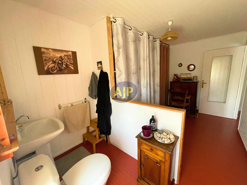 Maison - 94 m² - 5 pièces