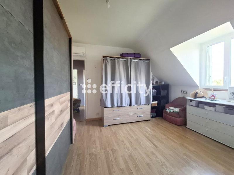 Pavillon - 186 m² - 7 pièces