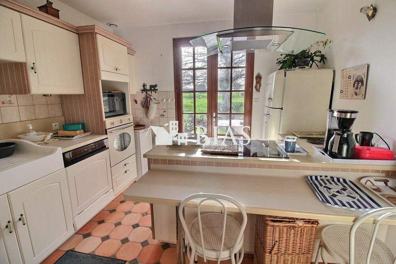 Maison traditionnelle - 105 m² - 4 pièces