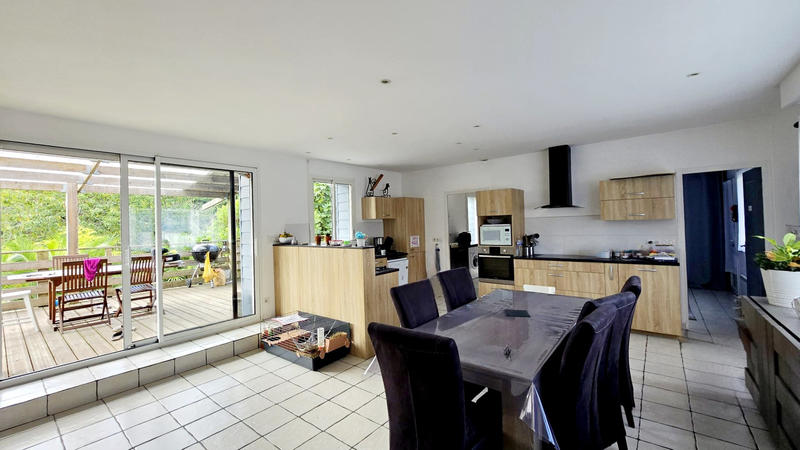 Maison - 123 m² - 4 pièces