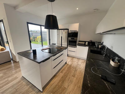 Maison - 120 m² - 6 pièces